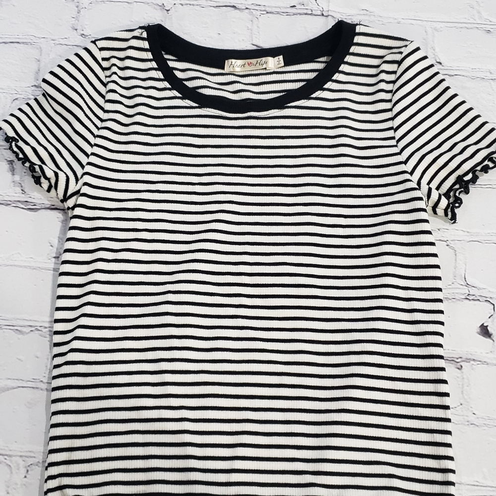Black and white stripe top junior small